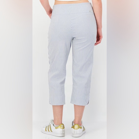 S.C & CO. Women’s pull on capri size 6 pinstripe - Picture 4 of 9